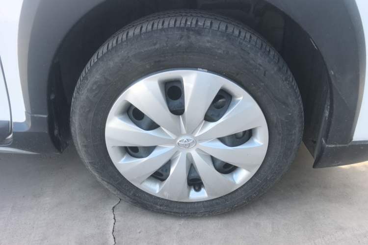 Used Toyota YARiS L Zhi Xuan 2022 1.5L CVT Leading PLUS Edition Right Front Wheel Hub