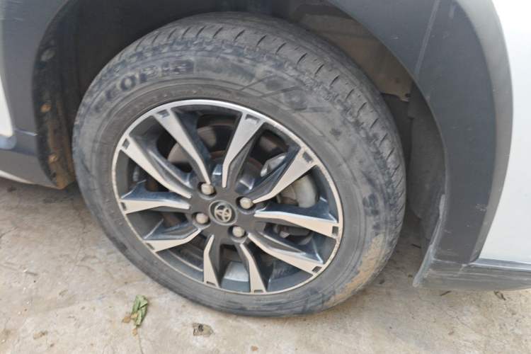 Used Toyota YARiS L Zhi Xuan 2022 X-Trail 1.5L CVT Luxury PLUS Edition Right Front Wheel Hub