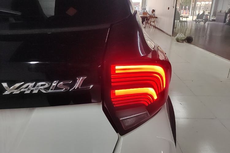 Used Toyota YARiS L Zhi Xuan 2022 1.5L CVT Luxury PLUS Edition Right Rear Taillight