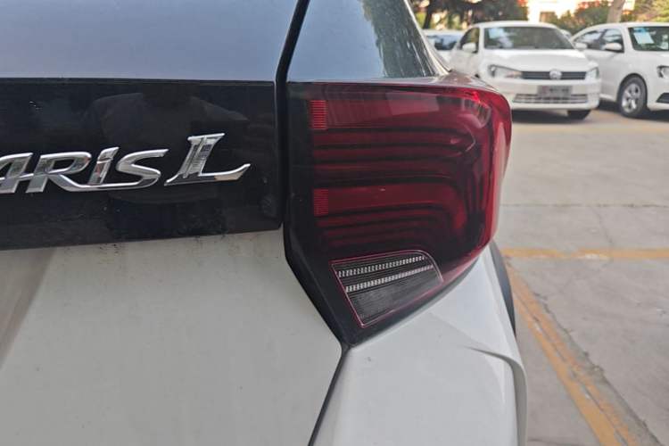Used Toyota YARiS L Zhi Xuan 2022 X-Trail 1.5L CVT Leading PLUS Edition Right Rear Taillight