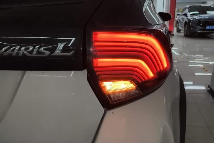 Used Toyota YARiS L Zhi Xuan 2022 X-Trail 1.5L CVT Luxury PLUS Edition Right Rear Taillight