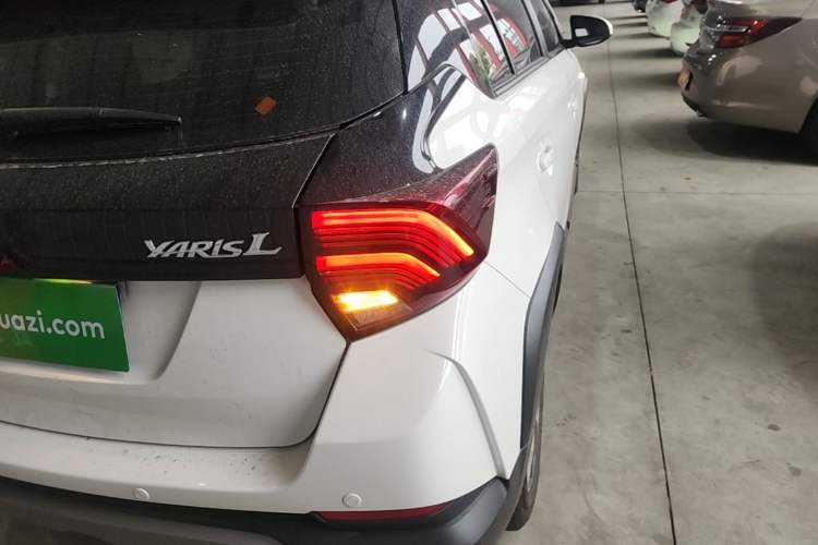 Used Toyota YARiS L Zhi Xuan 2022 X-Trail 1.5L CVT Leading PLUS Edition Right Rear Taillight