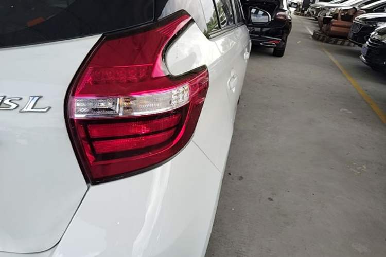 Used Toyota YARiS L Zhi Xuan 2022 1.5L CVT Leading PLUS Edition Right Rear Taillight