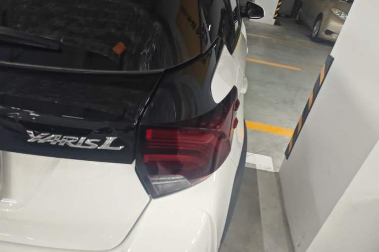 Used Toyota YARiS L Zhi Xuan 2022 X-Trail 1.5L CVT Leading PLUS Edition Right Rear Taillight