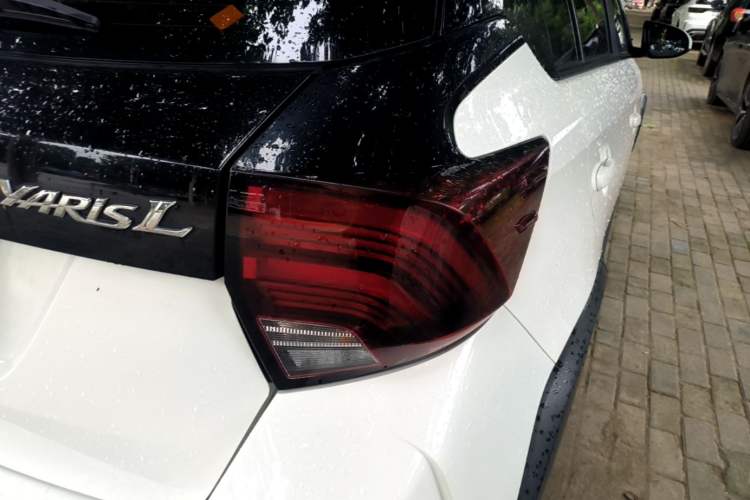 Used Toyota YARiS L Zhi Xuan 2022 X-Trail 1.5L CVT Leading PLUS Edition Right Rear Taillight