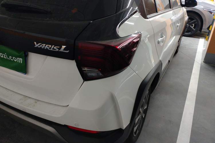 Used Toyota YARiS L Zhi Xuan 2022 X-Trail 1.5L CVT Luxury PLUS Edition Right Rear Taillight