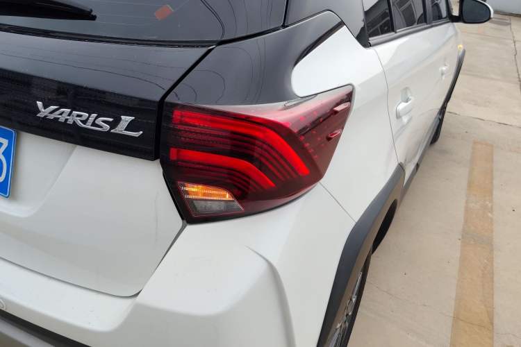 Used Toyota YARiS L Zhi Xuan 2022 X-Trail 1.5L CVT Luxury PLUS Edition Right Rear Taillight