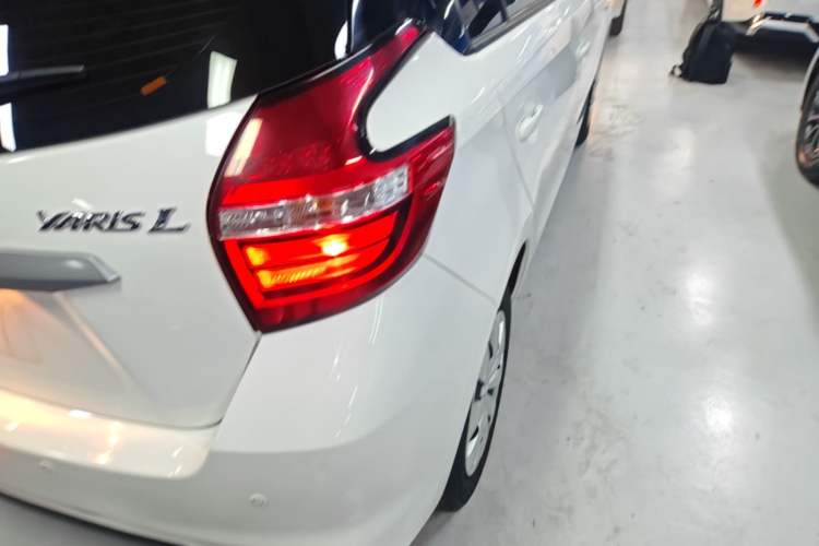 Used Toyota YARiS L Zhi Xuan 2022 1.5L CVT Leading PLUS Edition Right Rear Taillight