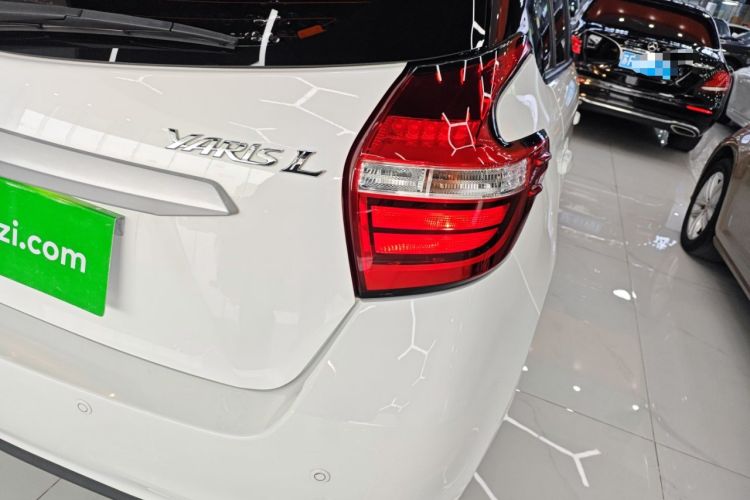 Used Toyota YARiS L Zhi Xuan 2022 1.5L CVT Luxury PLUS Edition Right Rear Taillight