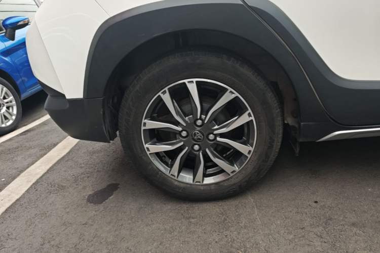 Used Toyota YARiS L Zhi Xuan 2022 X-Trail 1.5L CVT Luxury PLUS Edition Right Rear Wheel Hub