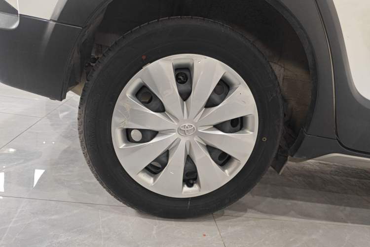 Used Toyota YARiS L Zhi Xuan 2022 X-Trail 1.5L CVT Leading PLUS Edition Right Rear Wheel Hub