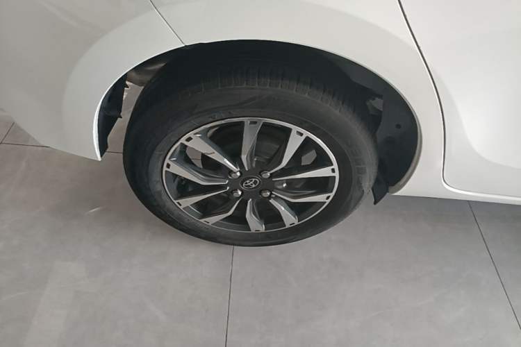 Used Toyota YARiS L Zhi Xuan 2022 1.5L CVT Leading PLUS Edition Right Rear Wheel Hub