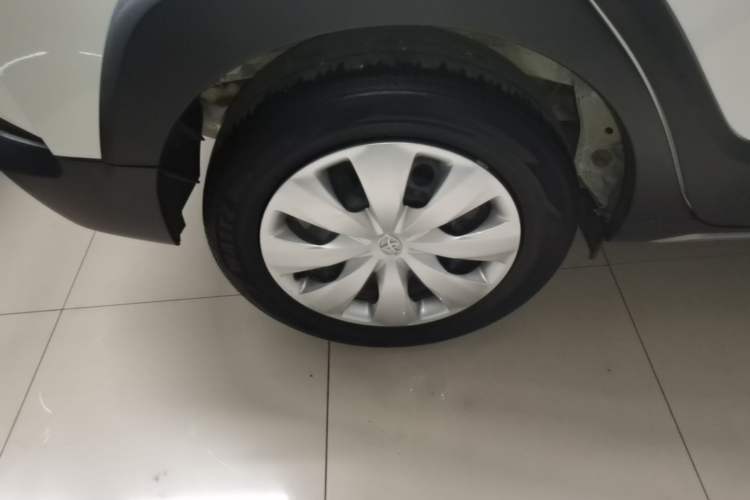 Used Toyota YARiS L Zhi Xuan 2022 X-Trail 1.5L CVT Leading PLUS Edition Right Rear Wheel Hub