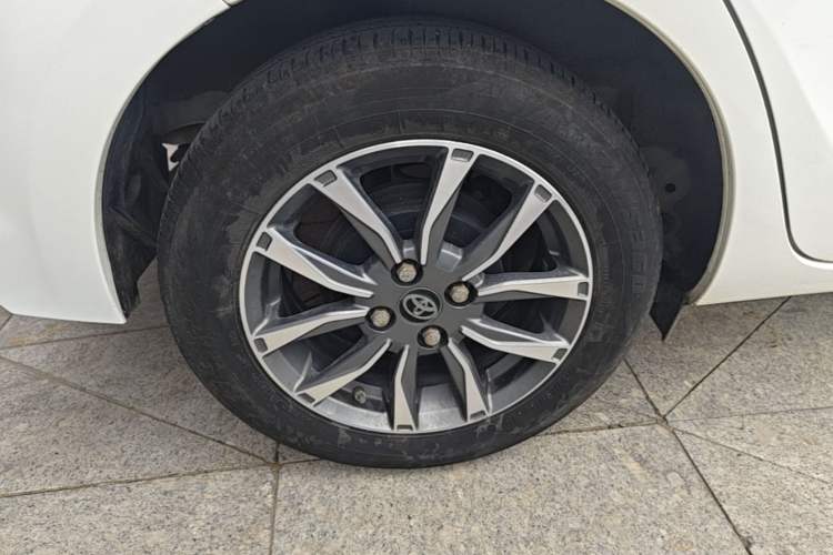 Used Toyota YARiS L Zhi Xuan 2022 1.5L CVT Leading PLUS Edition Right Rear Wheel Hub