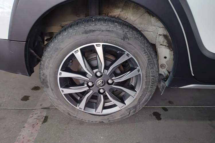 Used Toyota YARiS L Zhi Xuan 2022 X-Trail 1.5L CVT Luxury PLUS Edition Right Rear Wheel Hub