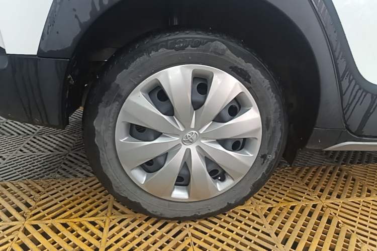 Used Toyota YARiS L Zhi Xuan 2022 X-Trail 1.5L CVT Leading PLUS Edition Right Rear Wheel Hub