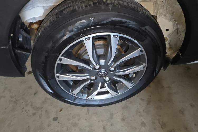 Used Toyota YARiS L Zhi Xuan 2022 X-Trail 1.5L CVT Luxury PLUS Edition Right Rear Wheel Hub