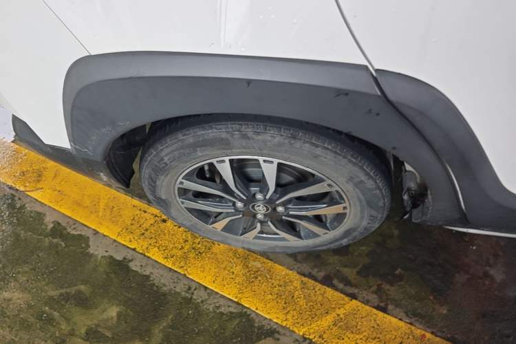 Used Toyota YARiS L Zhi Xuan 2022 X-Trail 1.5L CVT Leading PLUS Edition Right Rear Wheel Hub