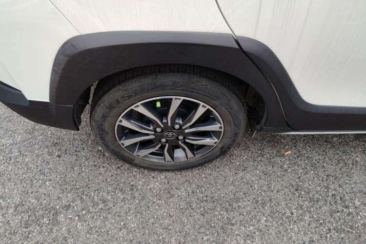 Used Toyota YARiS L Zhi Xuan 2022 X-Trail 1.5L CVT Luxury PLUS Edition Right Rear Wheel Hub