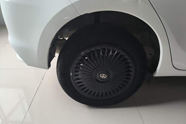 Used Toyota YARiS L Zhi Xuan 2022 1.5L CVT Leading PLUS Edition Right Rear Wheel Hub