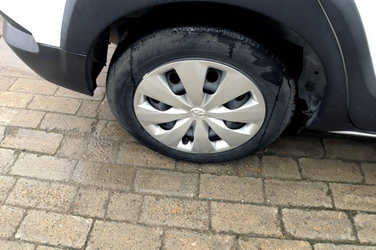 Used Toyota YARiS L Zhi Xuan 2022 X-Trail 1.5L CVT Leading PLUS Edition Right Rear Wheel Hub