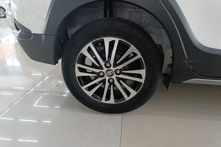 Used Toyota YARiS L Zhi Xuan 2022 X-Trail 1.5L CVT Leading PLUS Edition Right Rear Wheel Hub