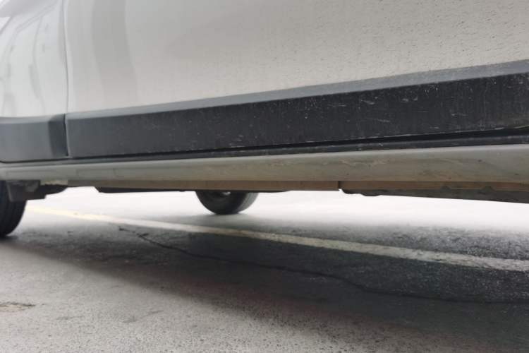 Used Toyota YARiS L Zhi Xuan 2022 X-Trail 1.5L CVT Leading PLUS Edition Right Side Sill