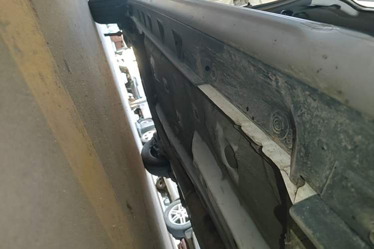 Used Toyota YARiS L Zhi Xuan 2022 X-Trail 1.5L CVT Leading PLUS Edition Right Side Sill