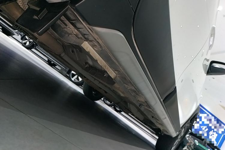 Used Toyota YARiS L Zhi Xuan 2022 X-Trail 1.5L CVT Luxury PLUS Edition Right Side Sill