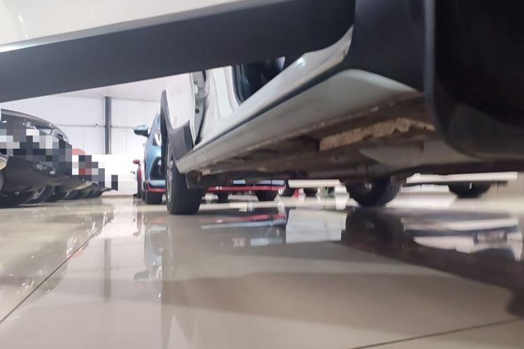 Used Toyota YARiS L Zhi Xuan 2022 X-Trail 1.5L CVT Luxury PLUS Edition Right Side Sill