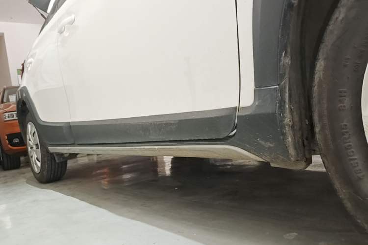 Used Toyota YARiS L Zhi Xuan 2022 X-Trail 1.5L CVT Leading PLUS Edition Right Side Sill