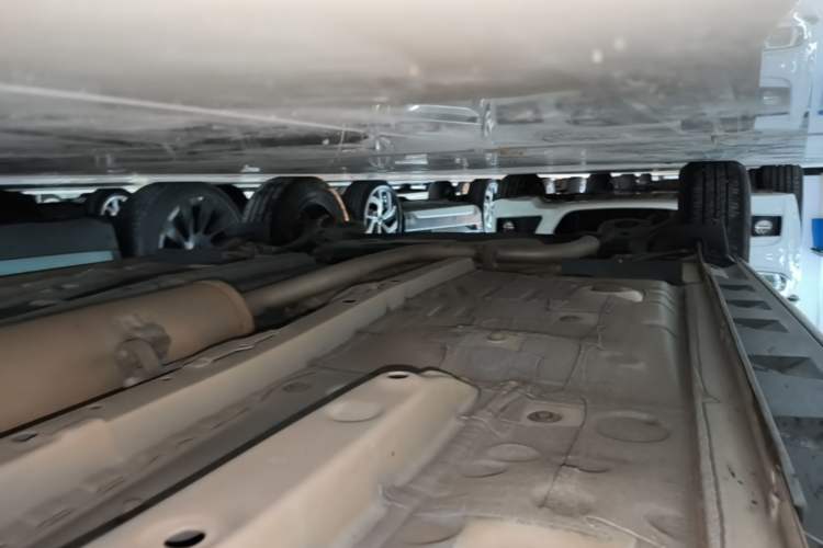 Used Toyota YARiS L Zhi Xuan 2022 X-Trail 1.5L CVT Luxury PLUS Edition Right Side Sill