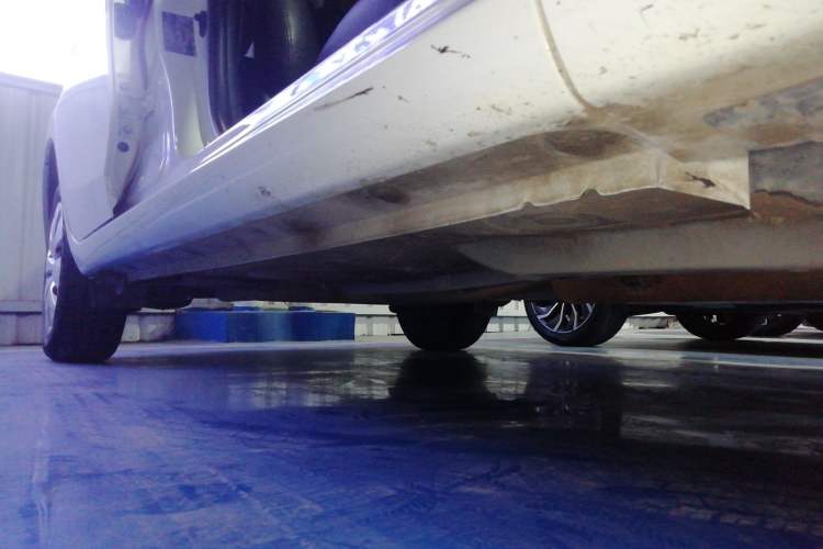 Used Toyota YARiS L Zhi Xuan 2022 1.5L CVT Leading PLUS Edition Right Side Sill
