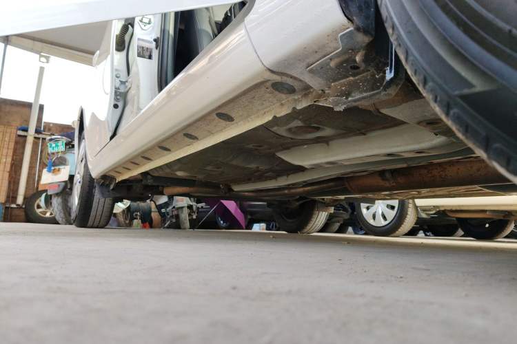 Used Toyota YARiS L Zhi Xuan 2022 1.5L CVT Leading PLUS Edition Right Side Sill