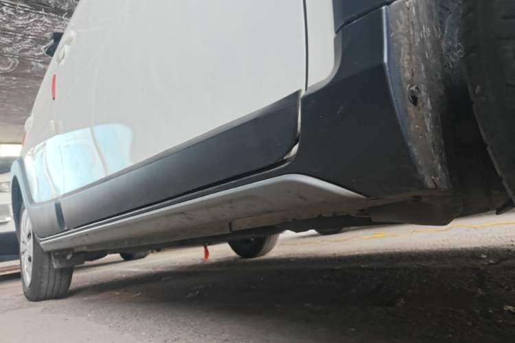 Used Toyota YARiS L Zhi Xuan 2022 X-Trail 1.5L CVT Leading PLUS Edition Right Side Sill