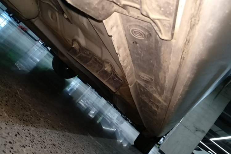 Used Toyota YARiS L Zhi Xuan 2022 X-Trail 1.5L CVT Luxury PLUS Edition Right Side Sill