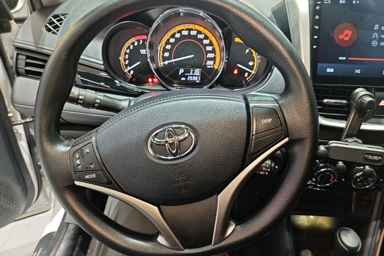 Used Toyota YARiS L Zhi Xuan 2022 X-Trail 1.5L CVT Luxury PLUS Edition Steering Wheel