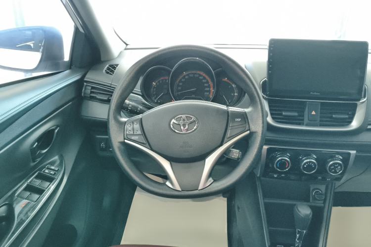 Used Toyota YARiS L Zhi Xuan 2022 X-Trail 1.5L CVT Leading PLUS Edition Steering Wheel