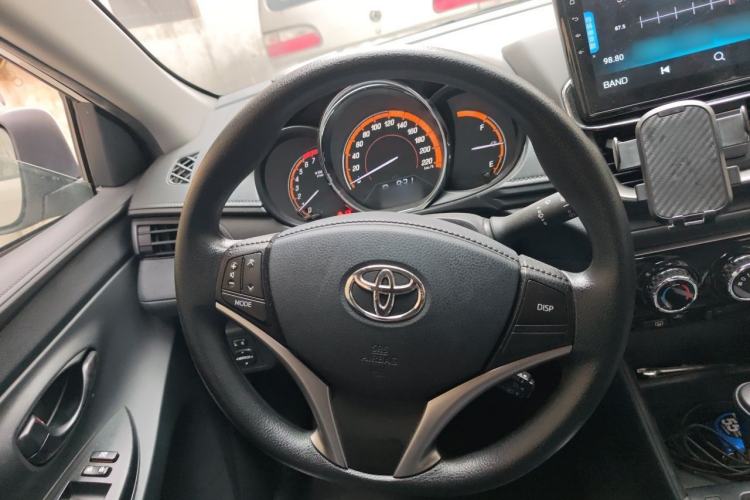 Used Toyota YARiS L Zhi Xuan 2022 X-Trail 1.5L CVT Leading PLUS Edition Steering Wheel