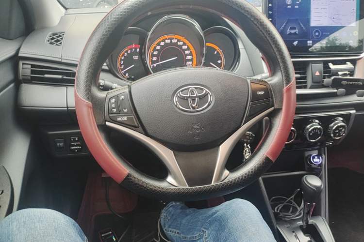 Used Toyota YARiS L Zhi Xuan 2022 X-Trail 1.5L CVT Leading PLUS Edition Steering Wheel