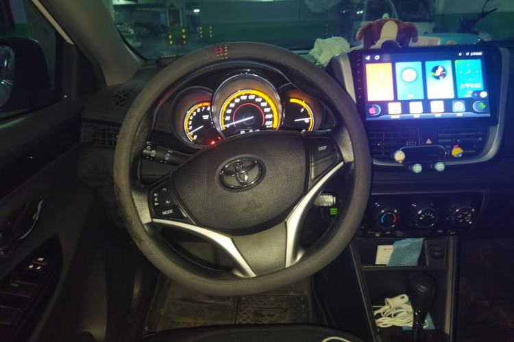 Used Toyota YARiS L Zhi Xuan 2022 X-Trail 1.5L CVT Luxury PLUS Edition Steering Wheel