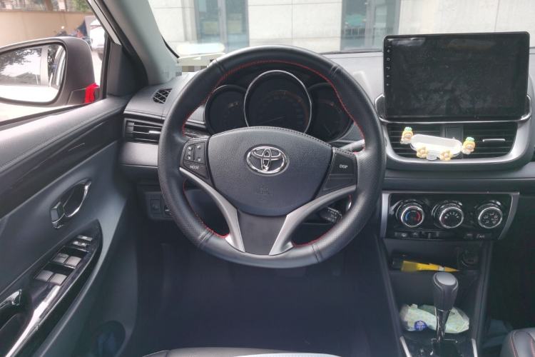 Used Toyota YARiS L Zhi Xuan 2022 X-Trail 1.5L CVT Luxury PLUS Edition Steering Wheel