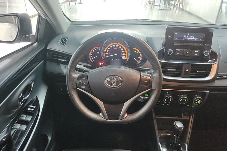 Used Toyota YARiS L Zhi Xuan 2022 1.5L CVT Luxury PLUS Edition Steering Wheel