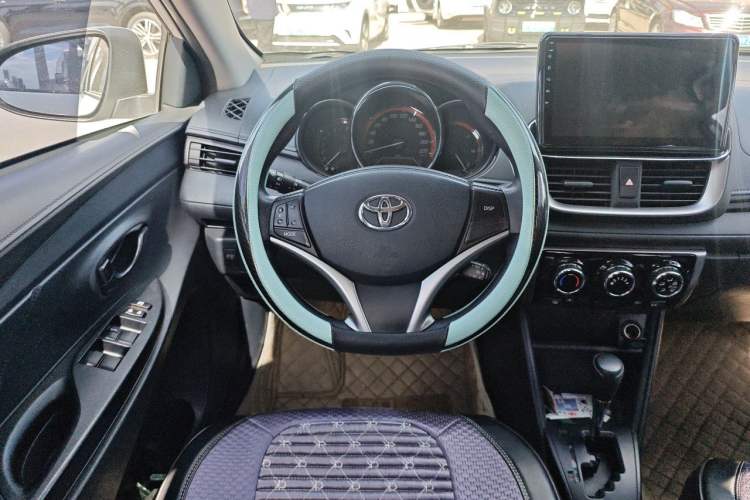 Used Toyota YARiS L Zhi Xuan 2022 X-Trail 1.5L CVT Leading PLUS Edition Steering Wheel