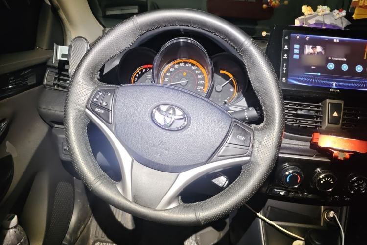 Used Toyota YARiS L Zhi Xuan 2022 X-Trail 1.5L CVT Luxury PLUS Edition Steering Wheel