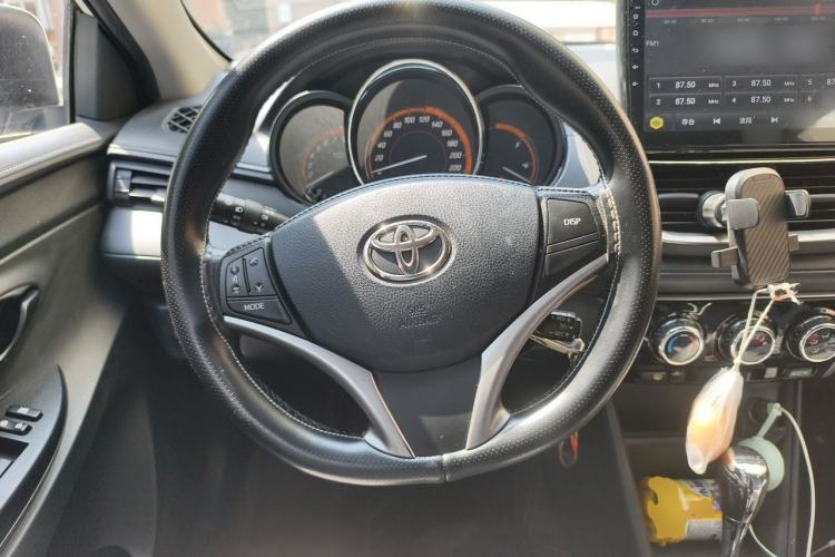 Used Toyota YARiS L Zhi Xuan 2022 X-Trail 1.5L CVT Leading PLUS Edition Steering Wheel