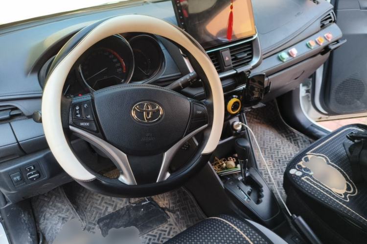 Used Toyota YARiS L Zhi Xuan 2022 X-Trail 1.5L CVT Leading PLUS Edition Steering Wheel