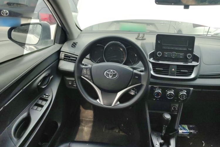 Used Toyota YARiS L Zhi Xuan 2022 X-Trail 1.5L CVT Leading PLUS Edition Steering Wheel