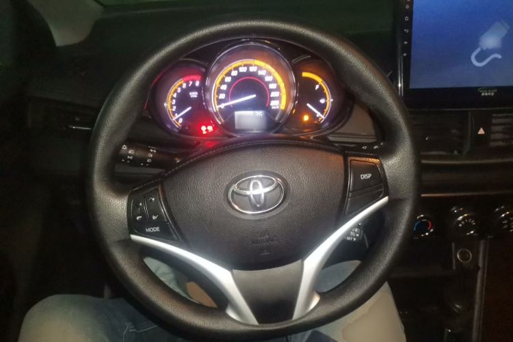 Used Toyota YARiS L Zhi Xuan 2022 X-Trail 1.5L CVT Luxury PLUS Edition Steering Wheel