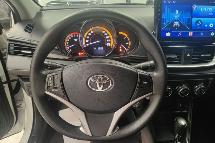 Used Toyota YARiS L Zhi Xuan 2022 X-Trail 1.5L CVT Luxury PLUS Edition Steering Wheel